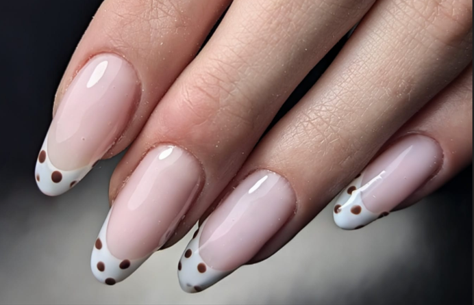 עיצוב ציפורניים 2